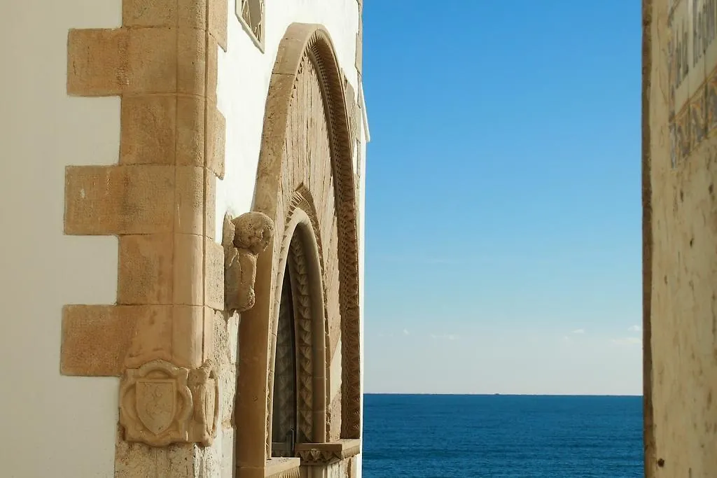 **  Hotel El Xalet Sitges İspanya