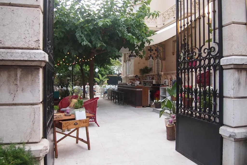 Hotel El Xalet Sitges