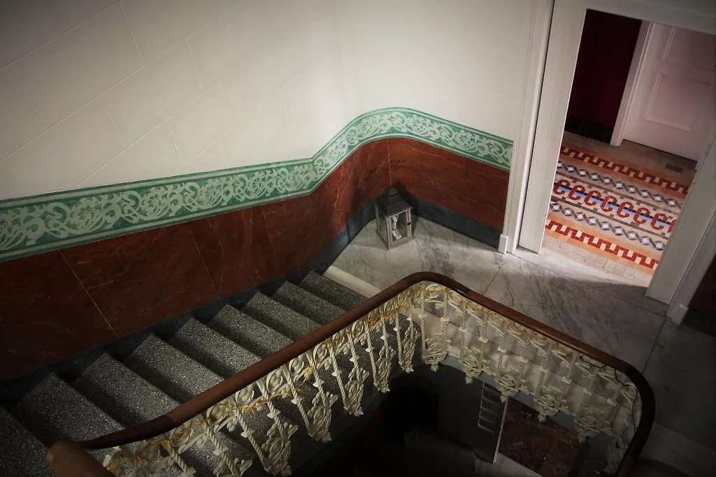**  Hotel El Xalet Sitges İspanya
